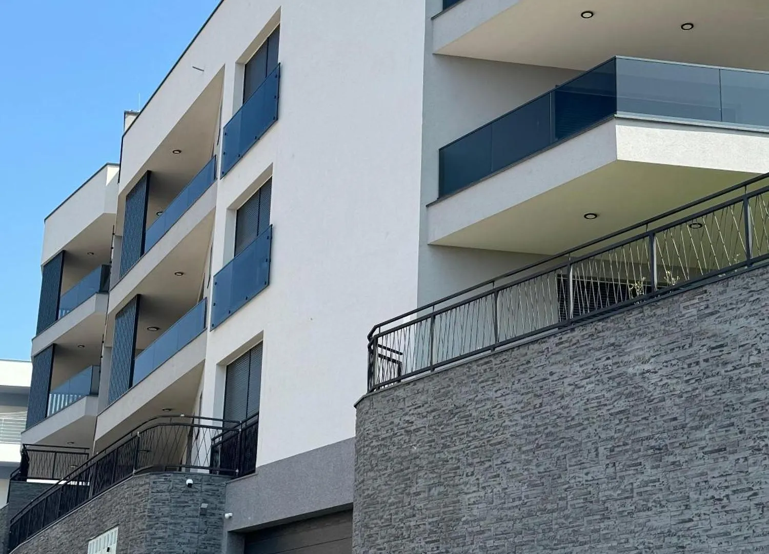 Crimson Holidays Trogir